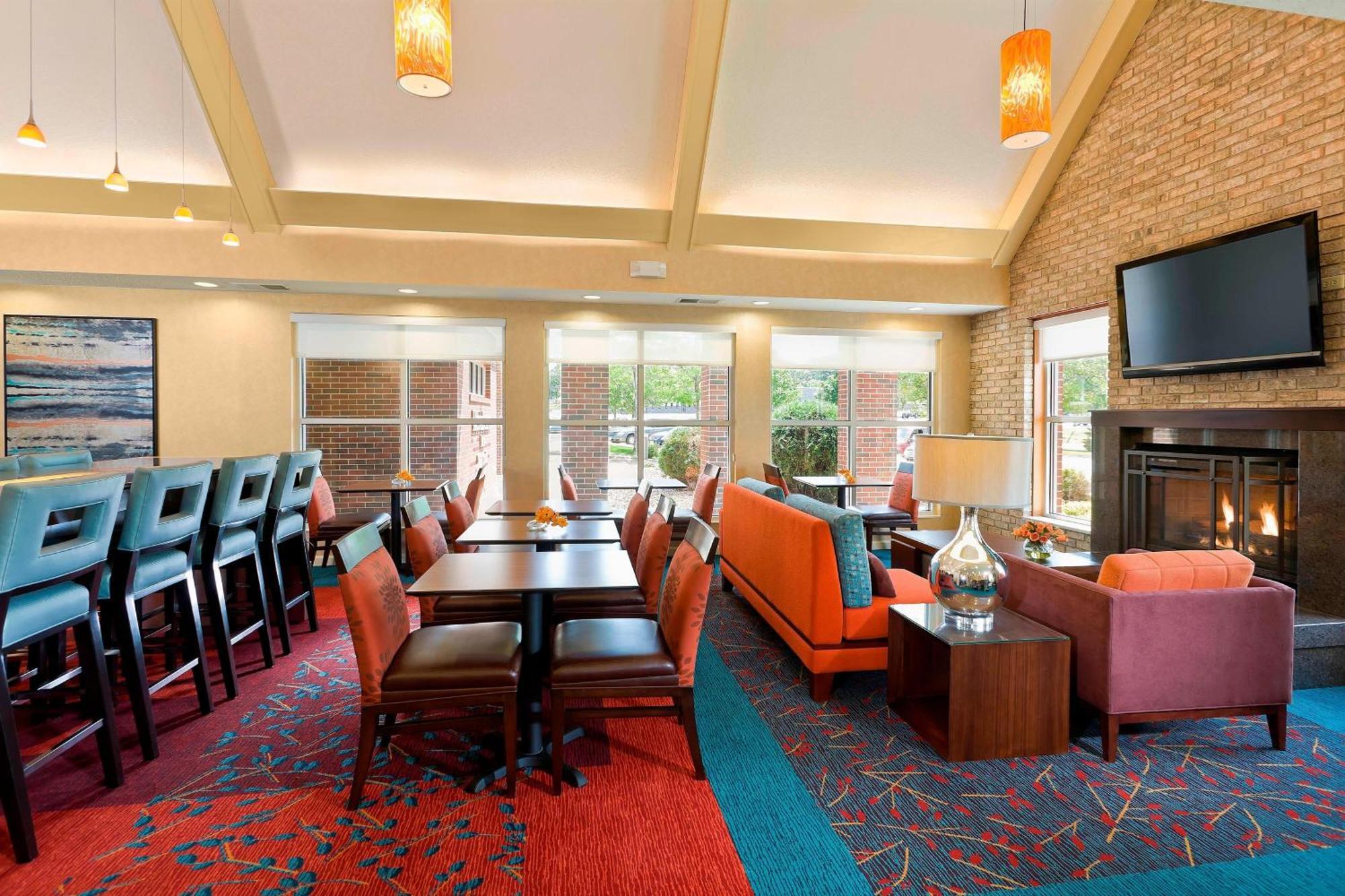 Residence Inn By Marriott Cedar Rapids Esterno foto