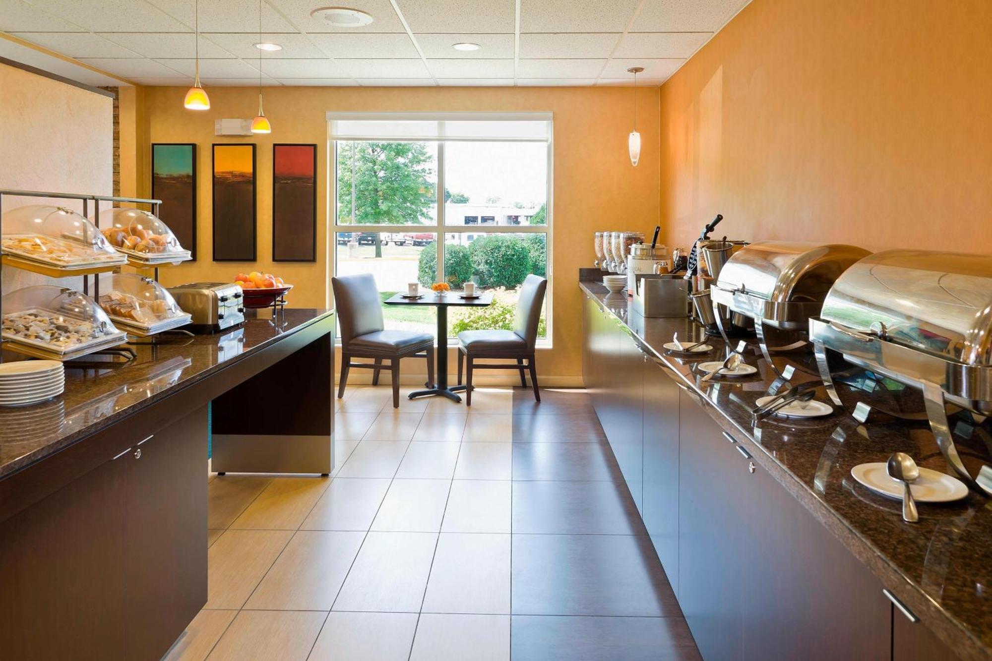 Residence Inn By Marriott Cedar Rapids Esterno foto
